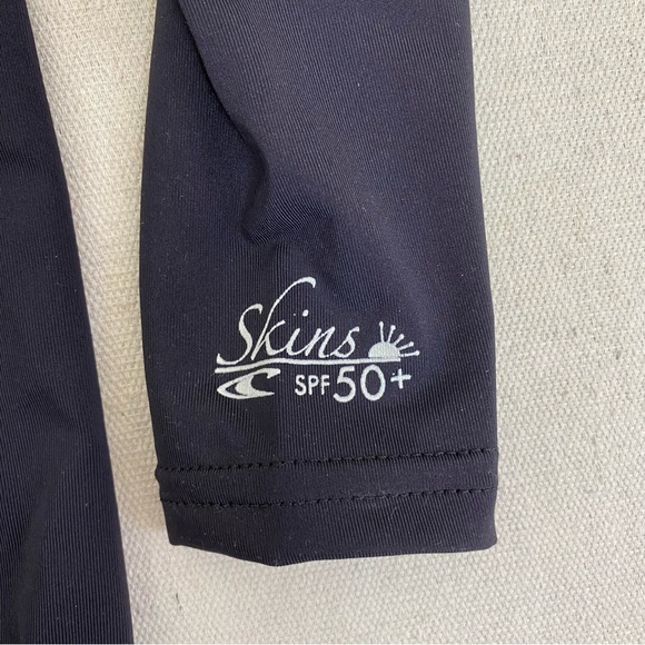 O’NEILL Wetsuit 50UPF Long Sleeve Rush Guard - Picture 2 of 5